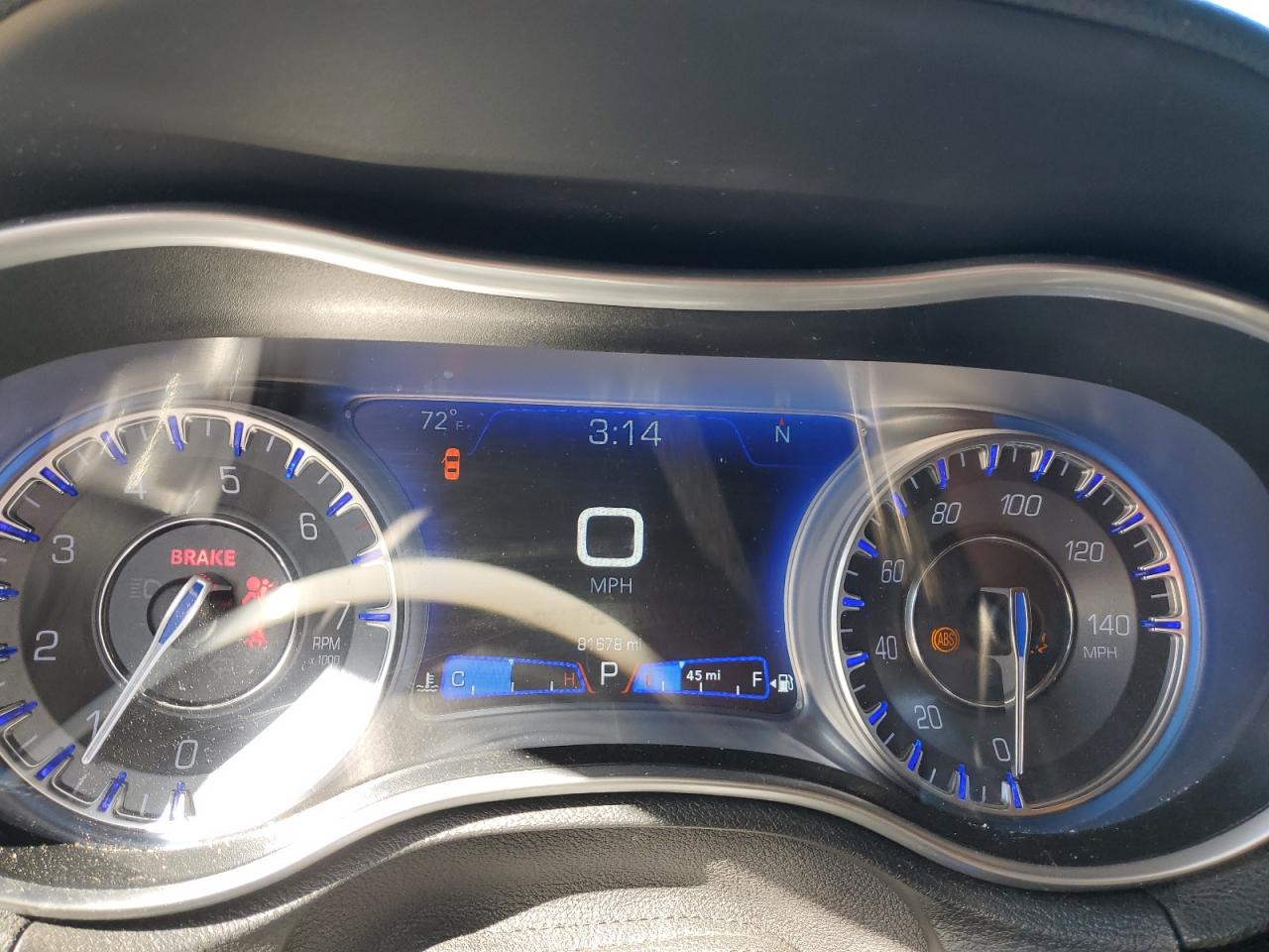 2021 Chrysler 300 - Image 9