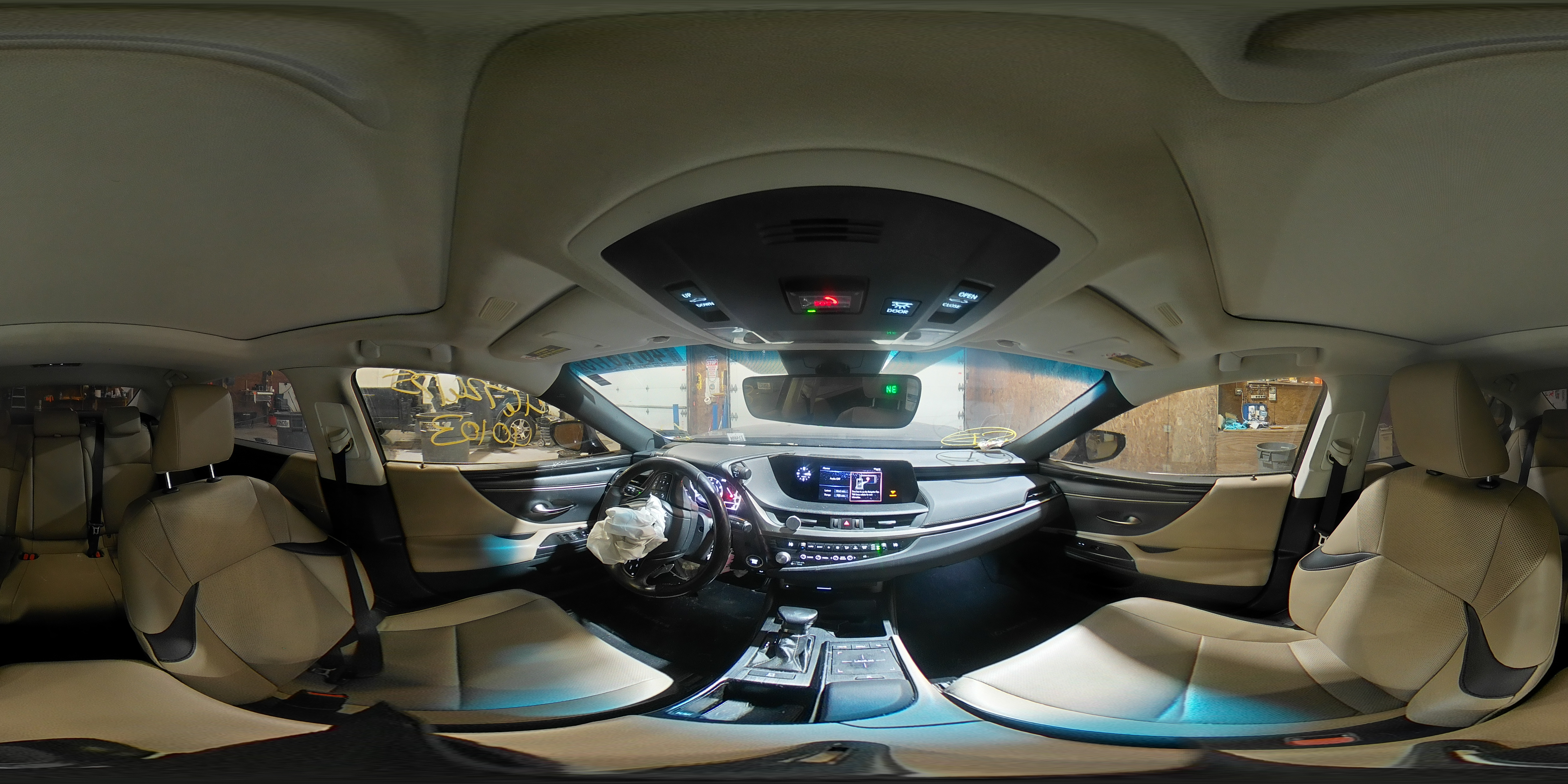 2021 Lexus ES - Image 11