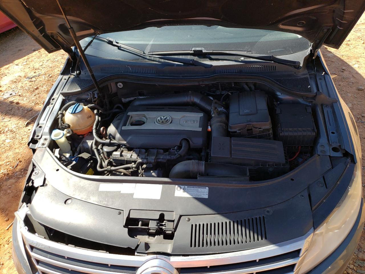 2013 Volkswagen Passat CC - Image 13