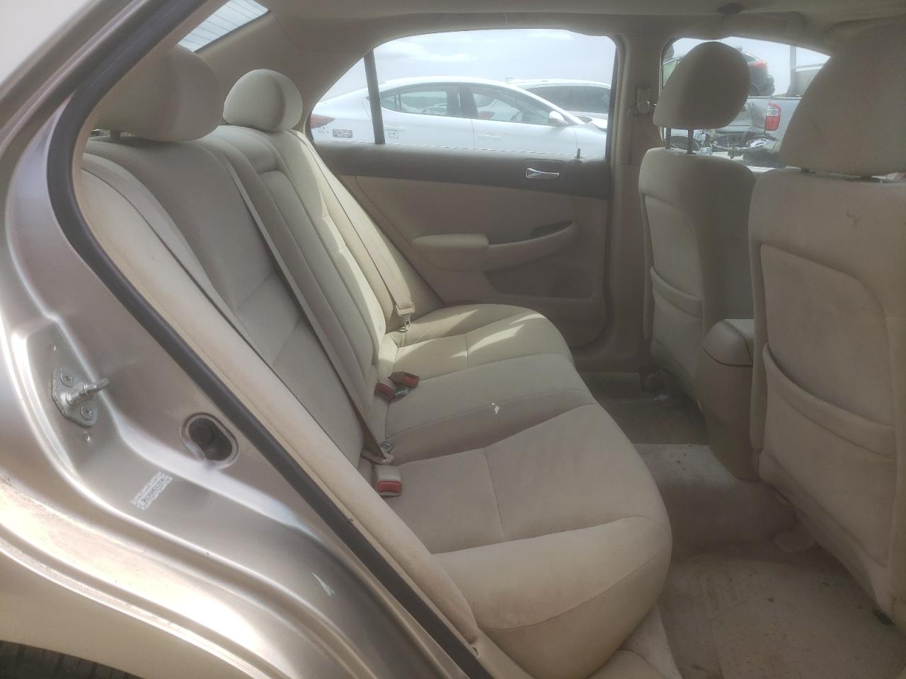 2007 Honda Accord - Image 10