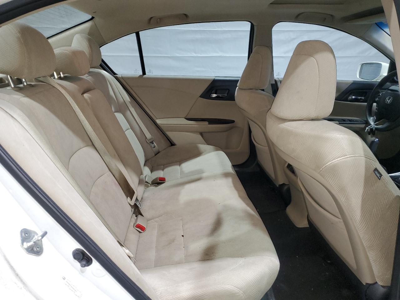 2013 Honda Accord - Image 10