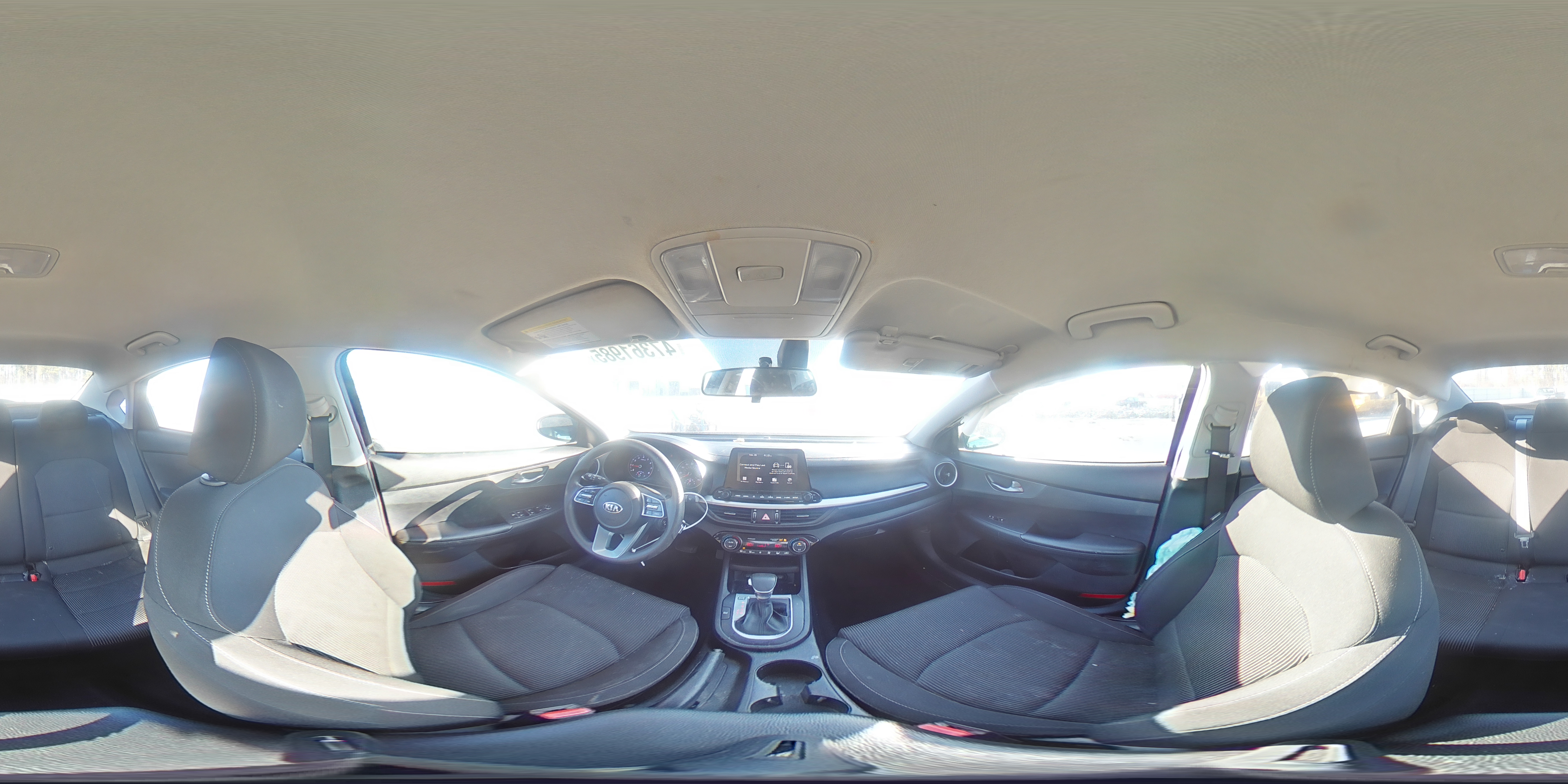 2019 Kia Forte - Image 13