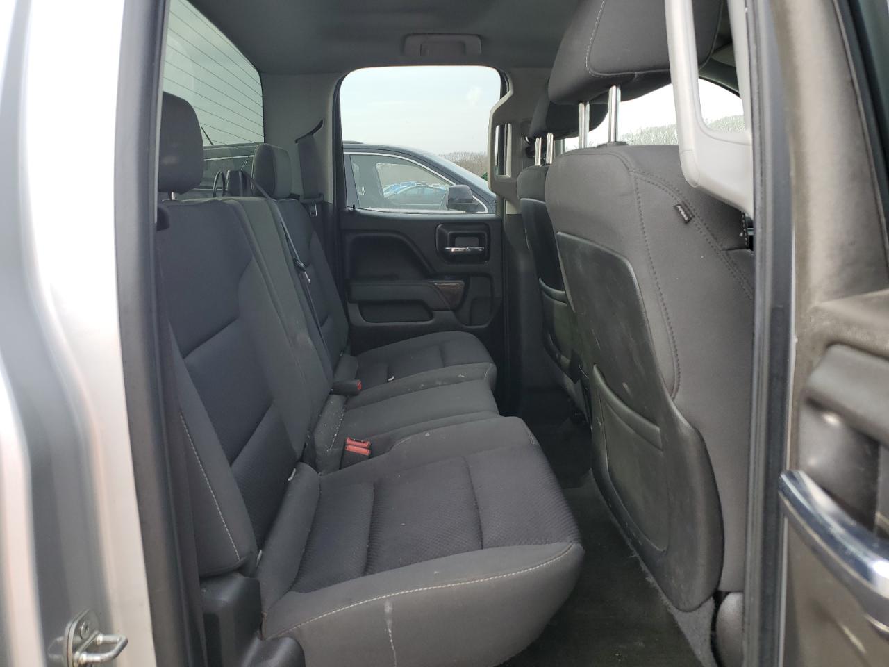 2015 GMC Sierra - Image 10