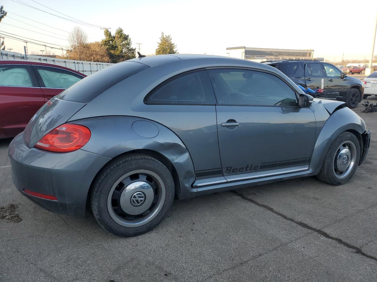 2013 Volkswagen Beetle - Image 3