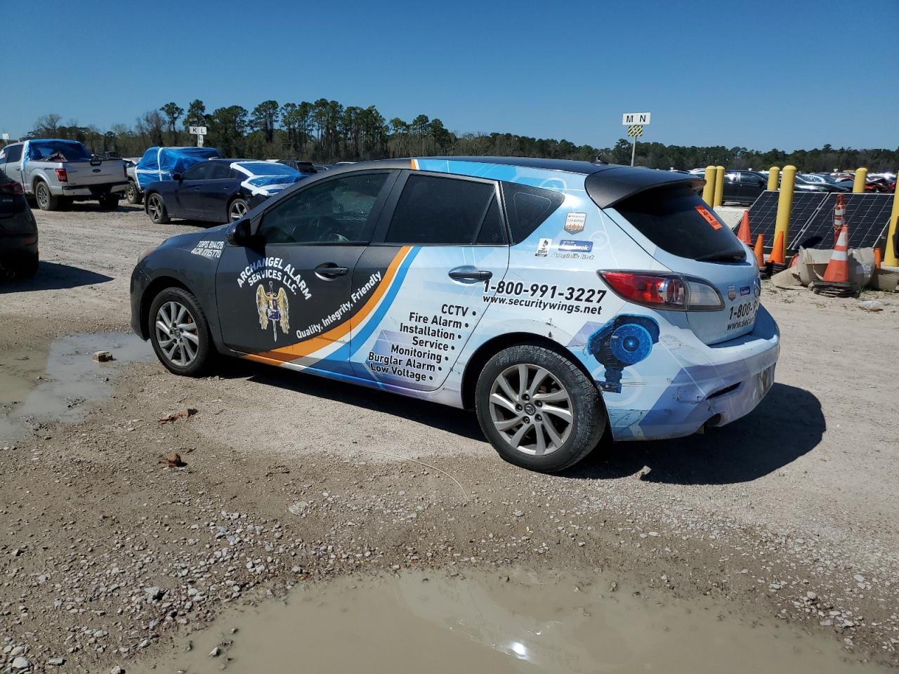 2013 Mazda 3 - Image 2