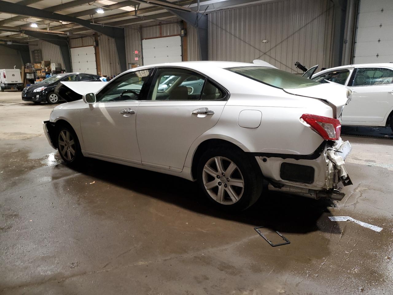2008 Lexus ES - Image 2