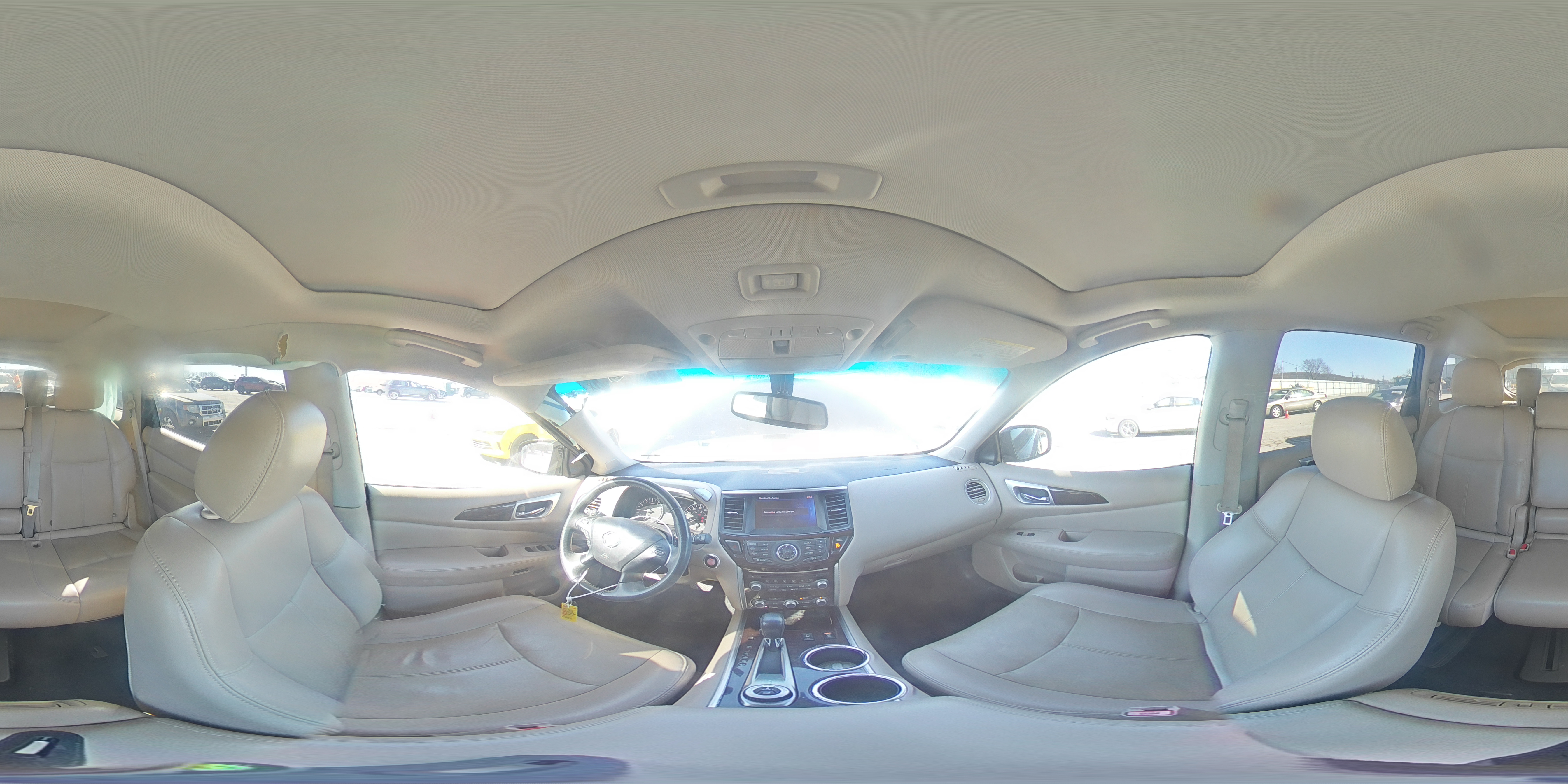 2016 Nissan Pathfinder - Image 15