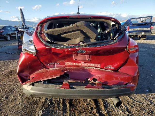 Hatchbacks FORD FOCUS 2016 Czerwony
