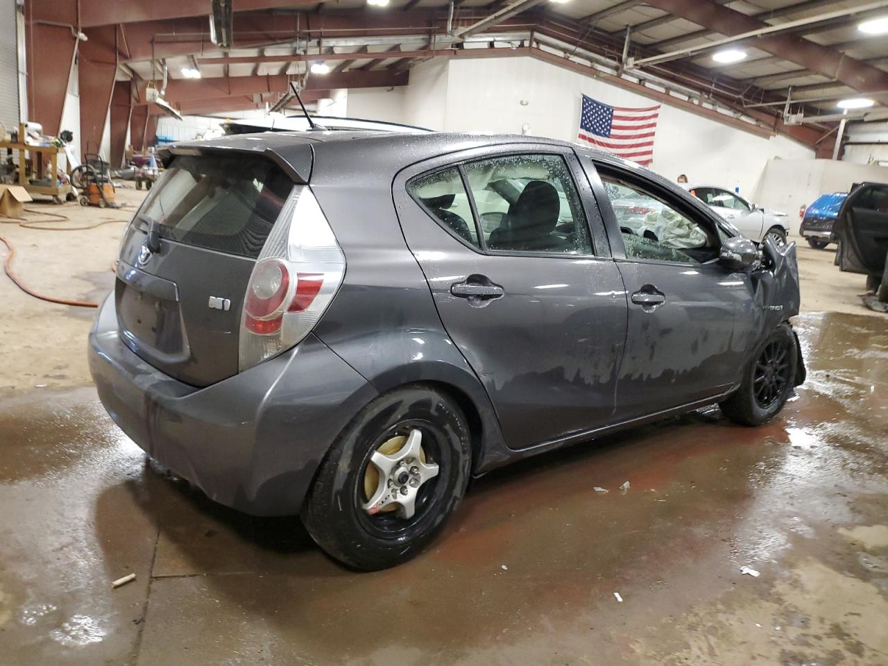 2014 Toyota Prius - Image 3
