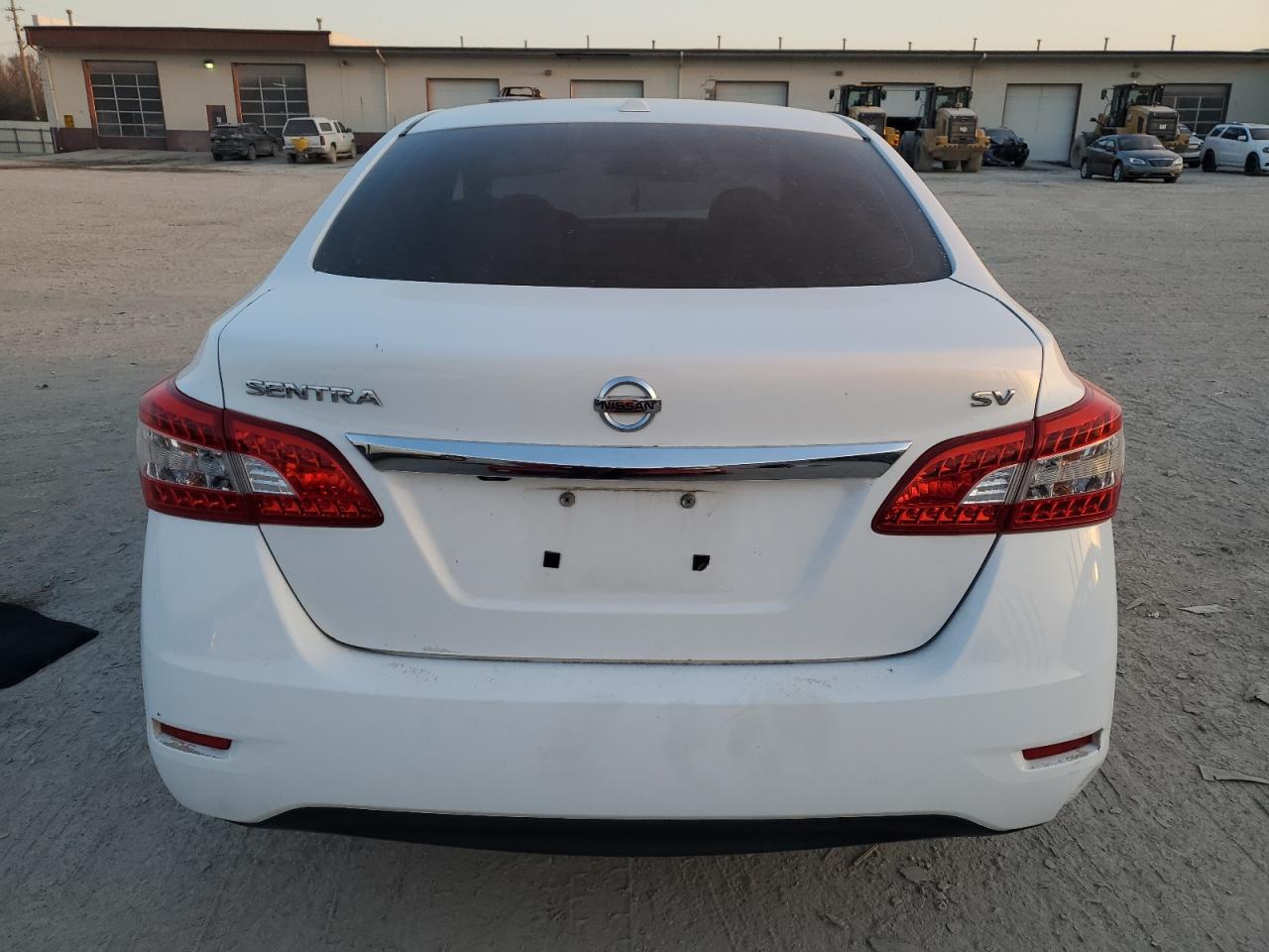 2015 Nissan Sentra - Image 6