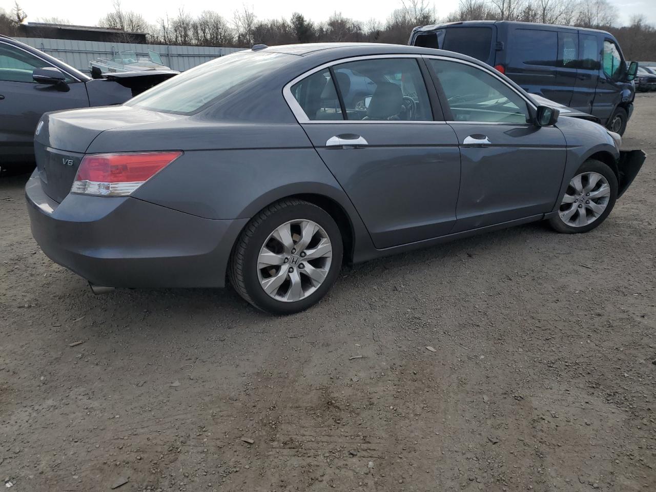 2010 Honda Accord - Image 3