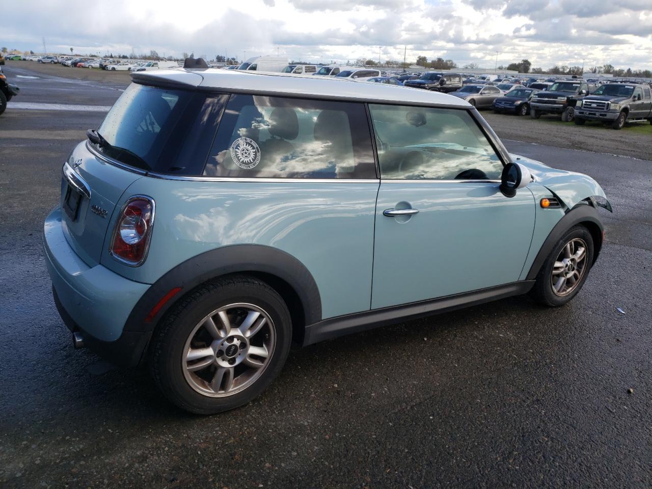 2013 MINI Cooper - Image 3