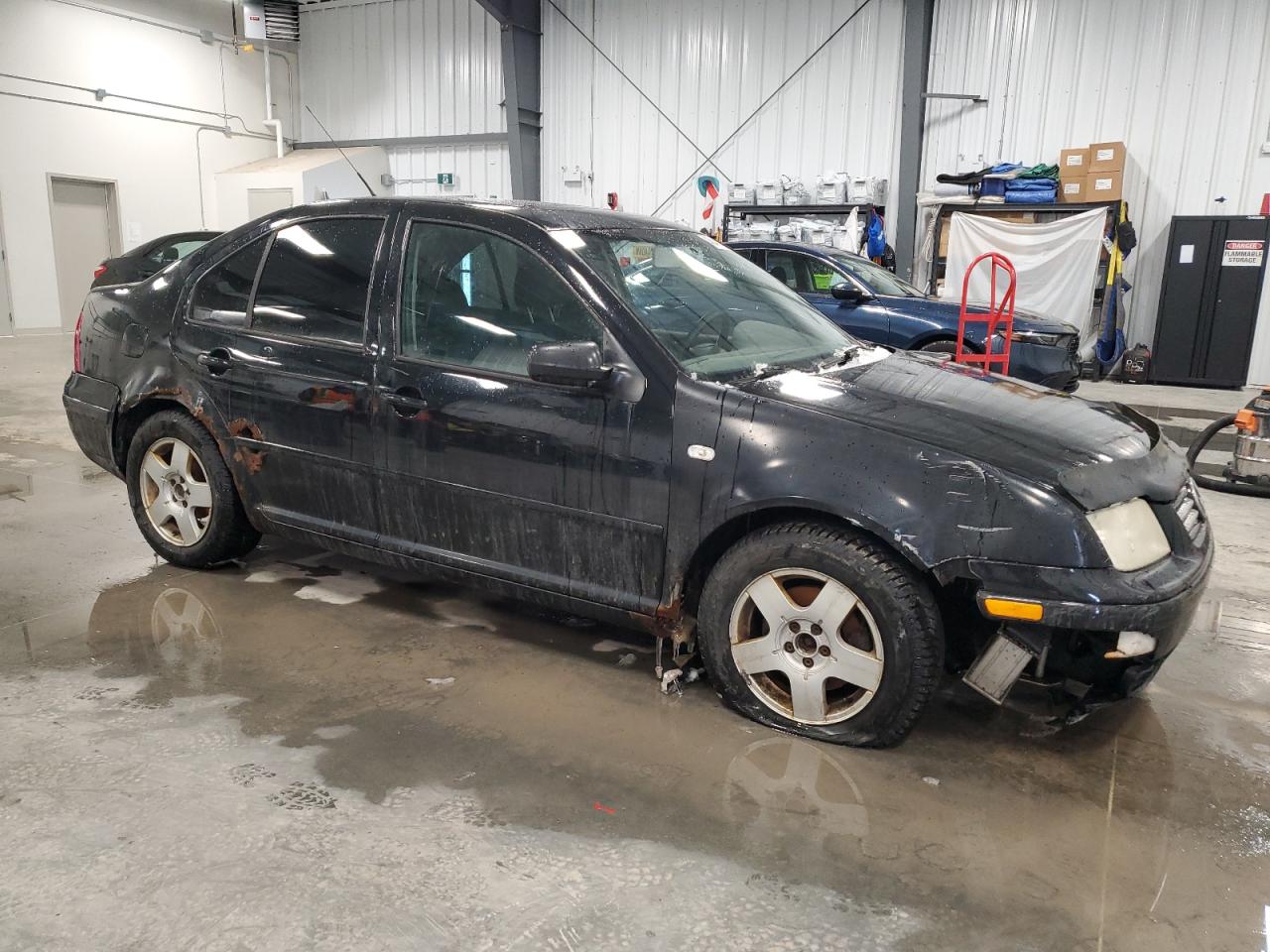 2002 Volkswagen Jetta - Image 4