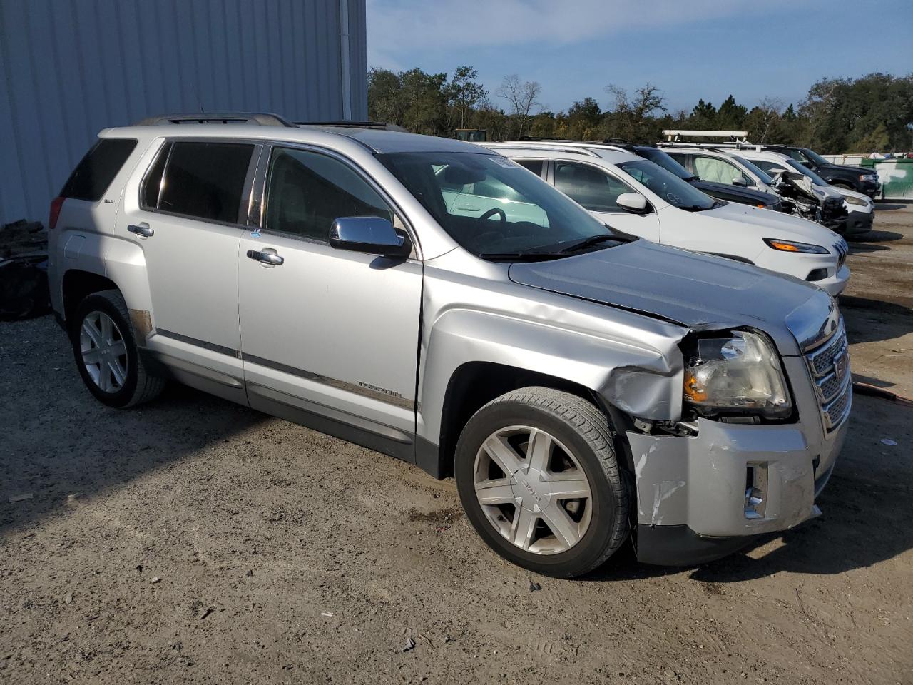 2011 GMC Terrain - Image 4