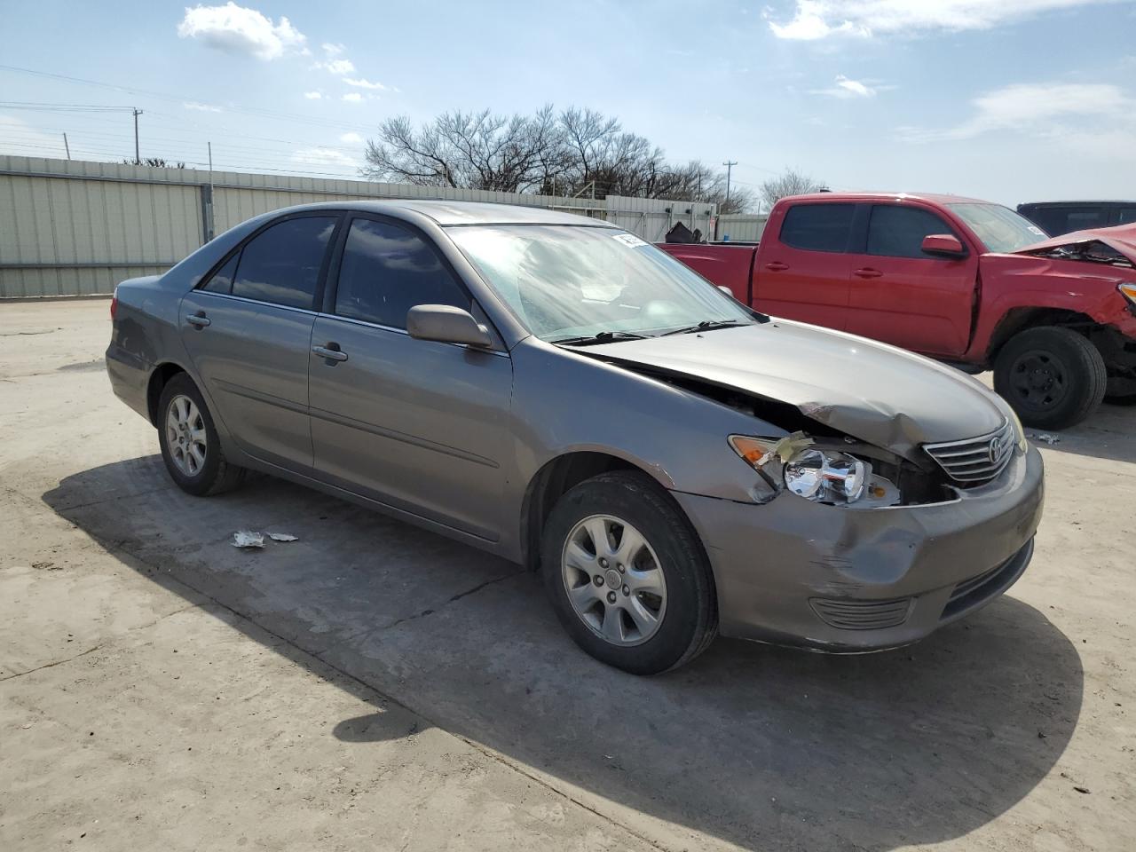 2006 Toyota Camry - Image 4