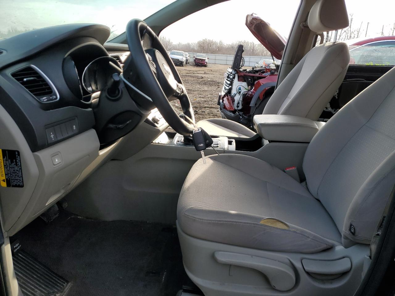 2016 Kia Sedona - Image 7