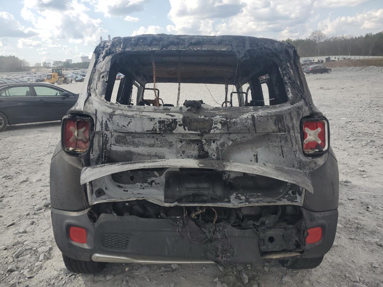 2016 Jeep Renegade Limited VIN: ZACCJBDT1GPC72135 Lot: 49210805