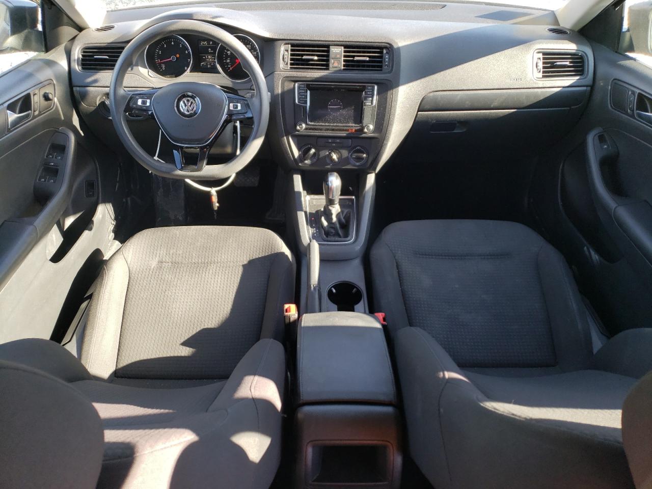 2016 Volkswagen Jetta - Image 8