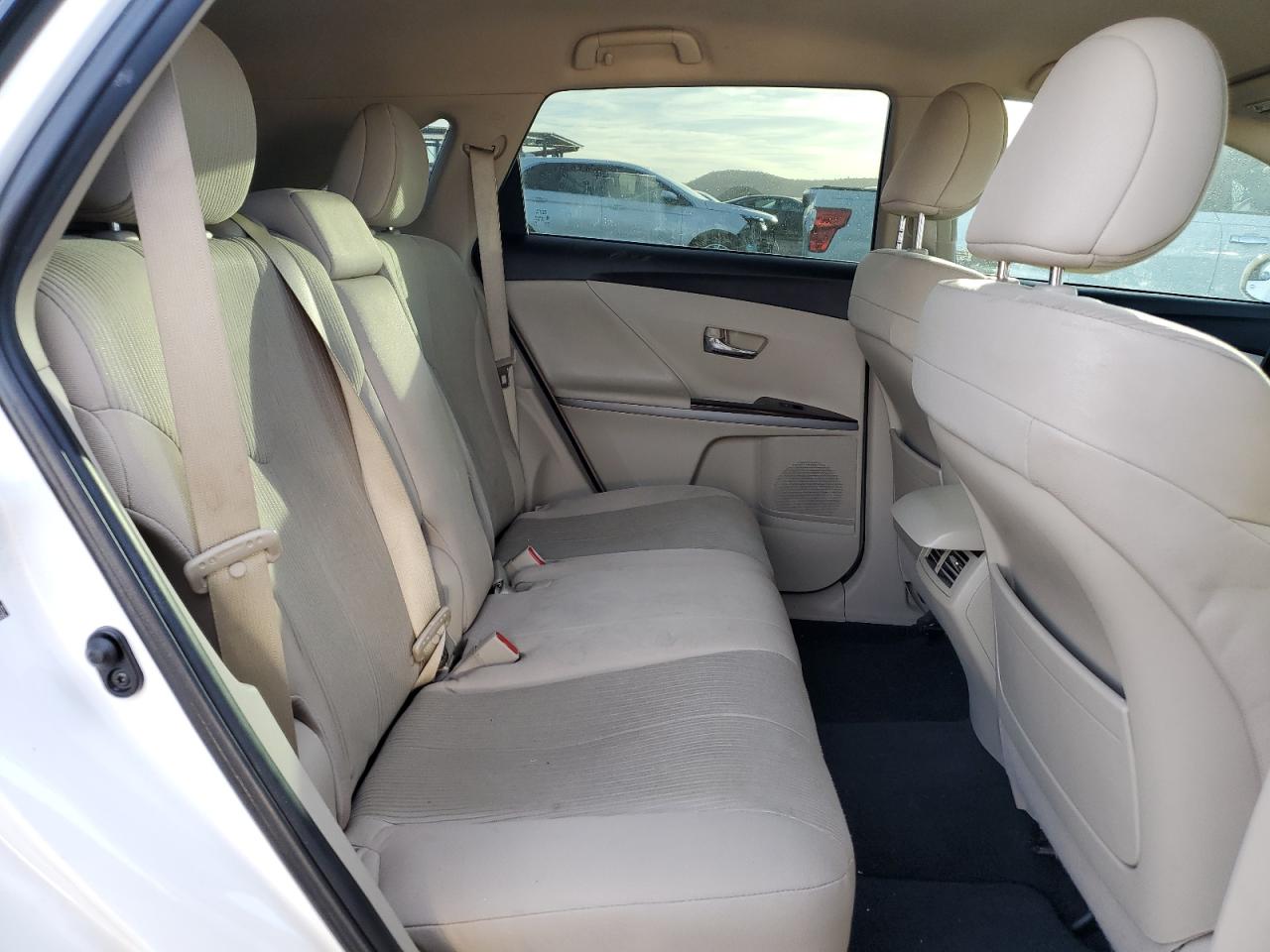 2015 Toyota Venza - Image 11