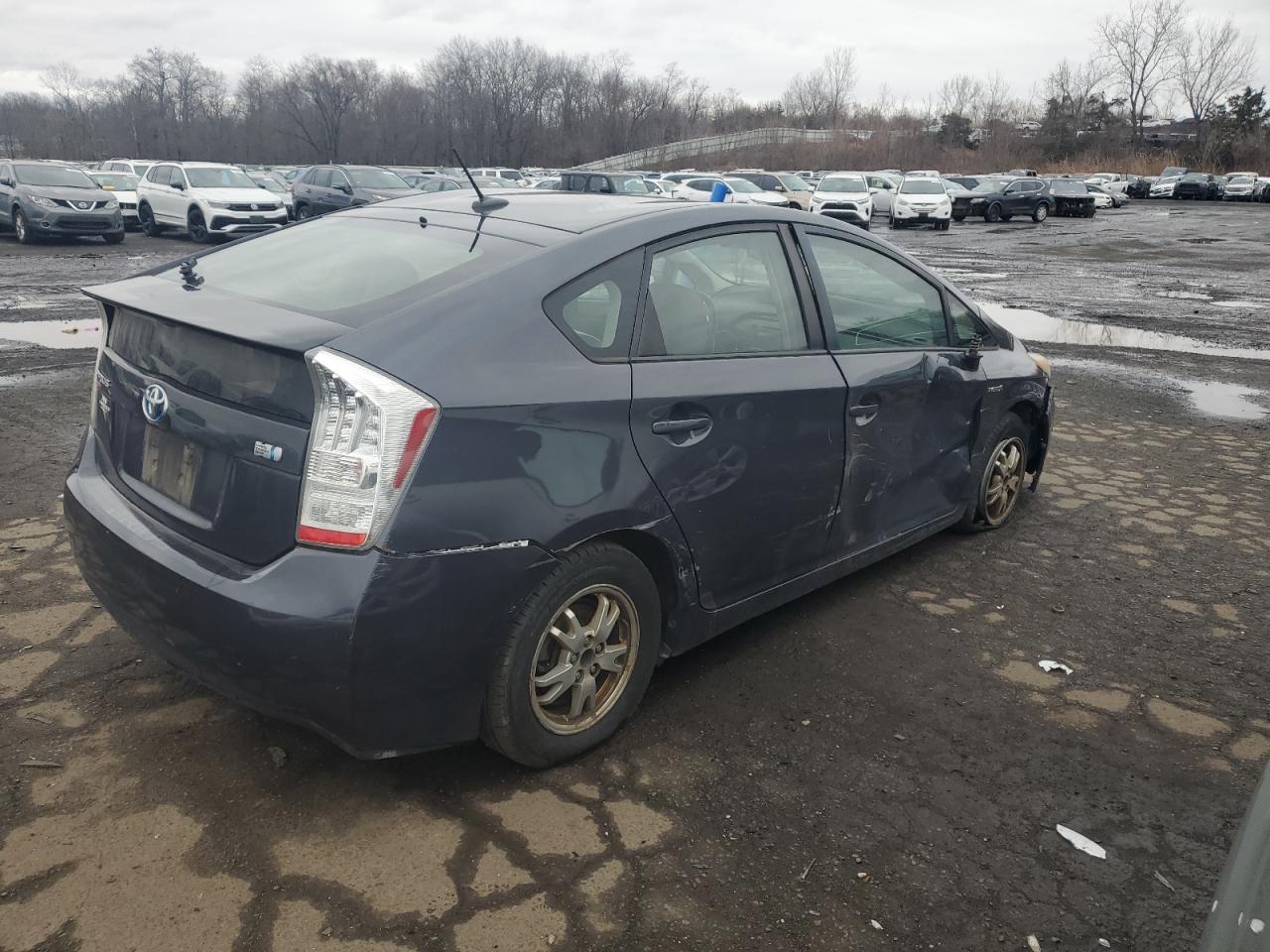 2010 Toyota Prius - Image 3