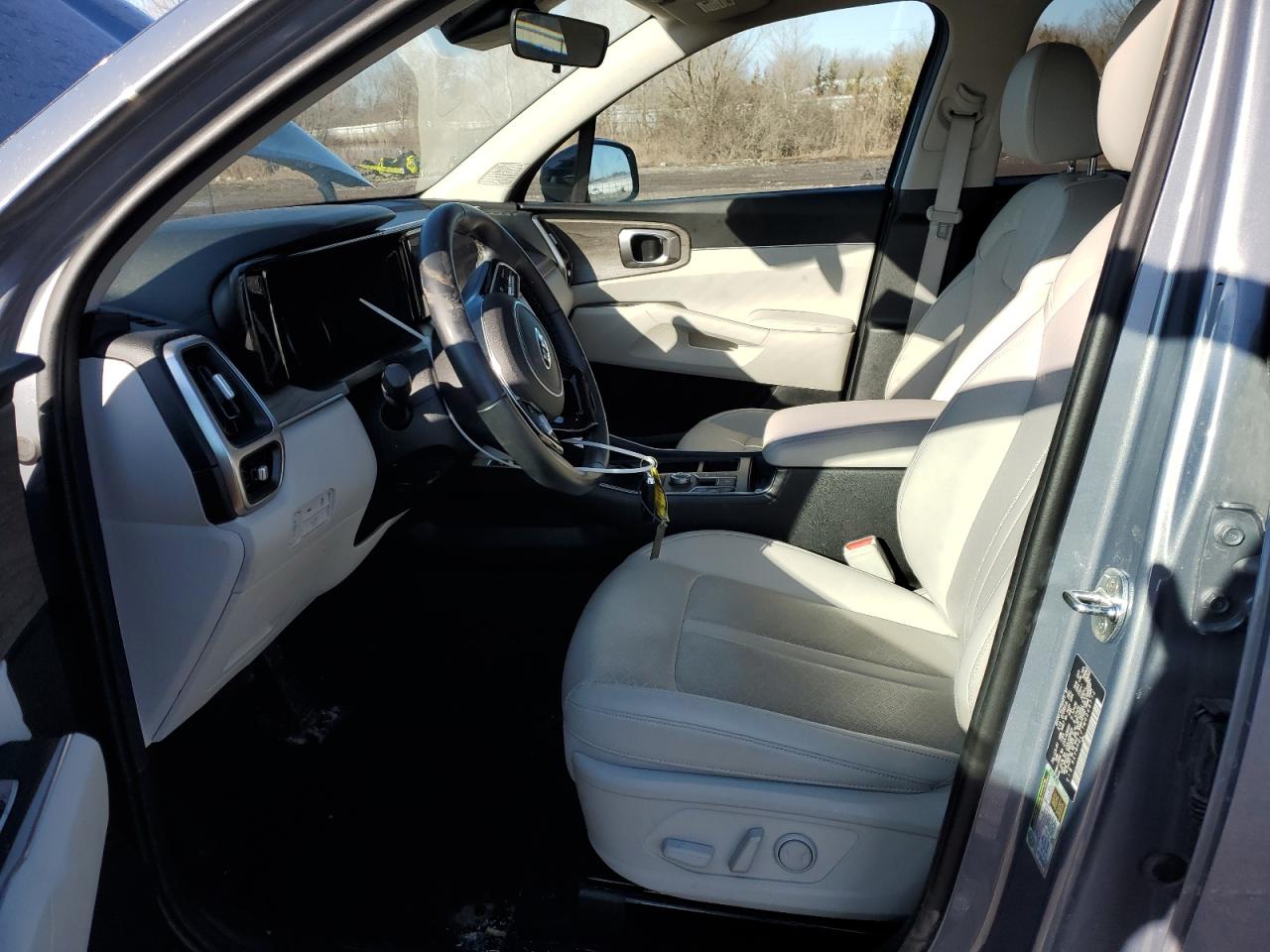 2021 Kia Sorento - Image 7