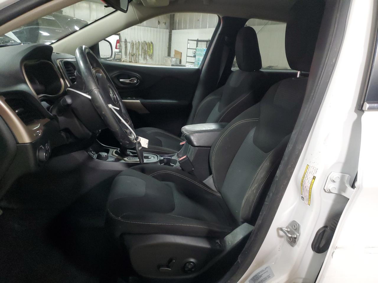 2017 Jeep Grand Cherokee - Image 7