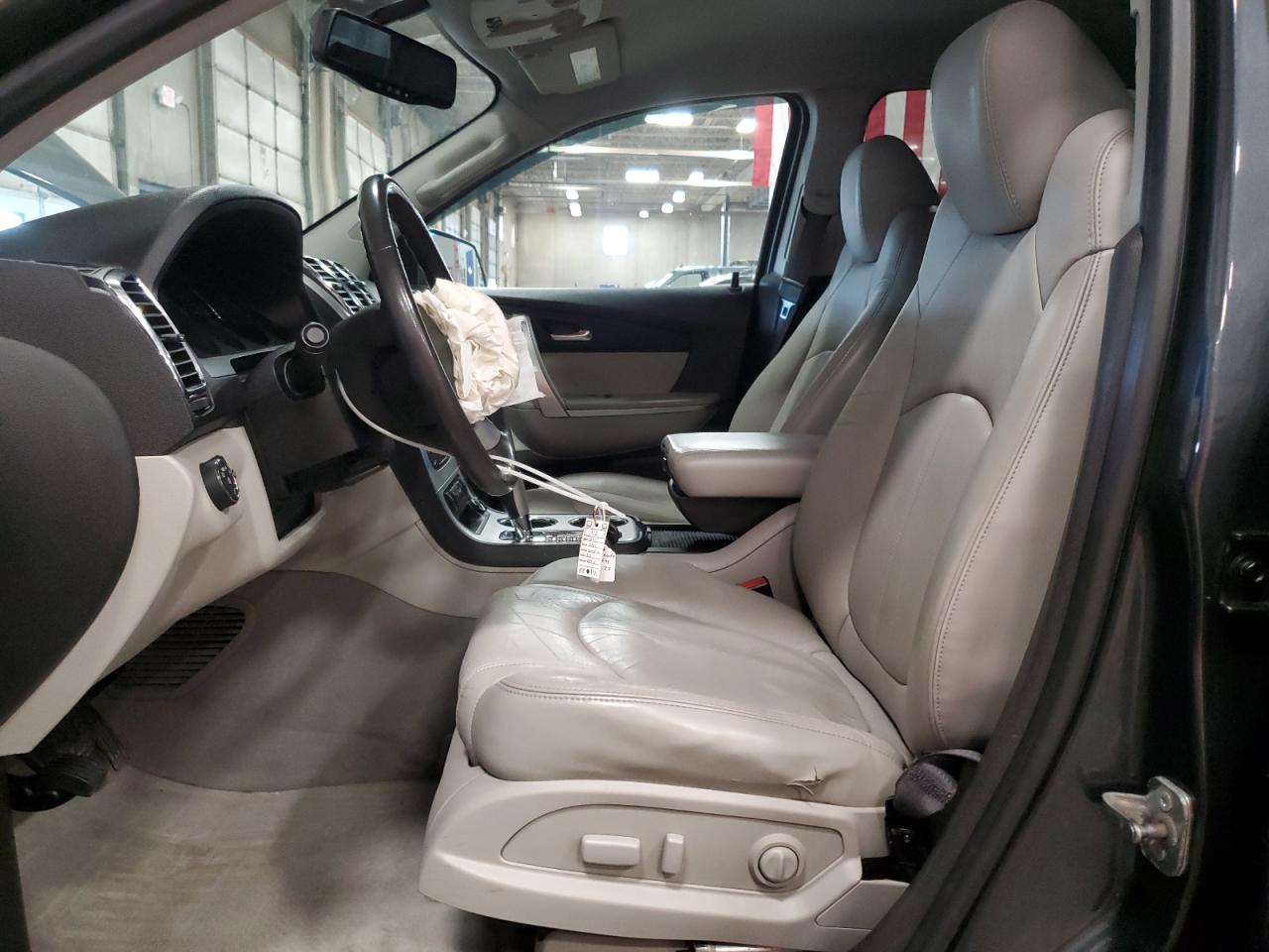 2011 GMC Acadia - Image 7
