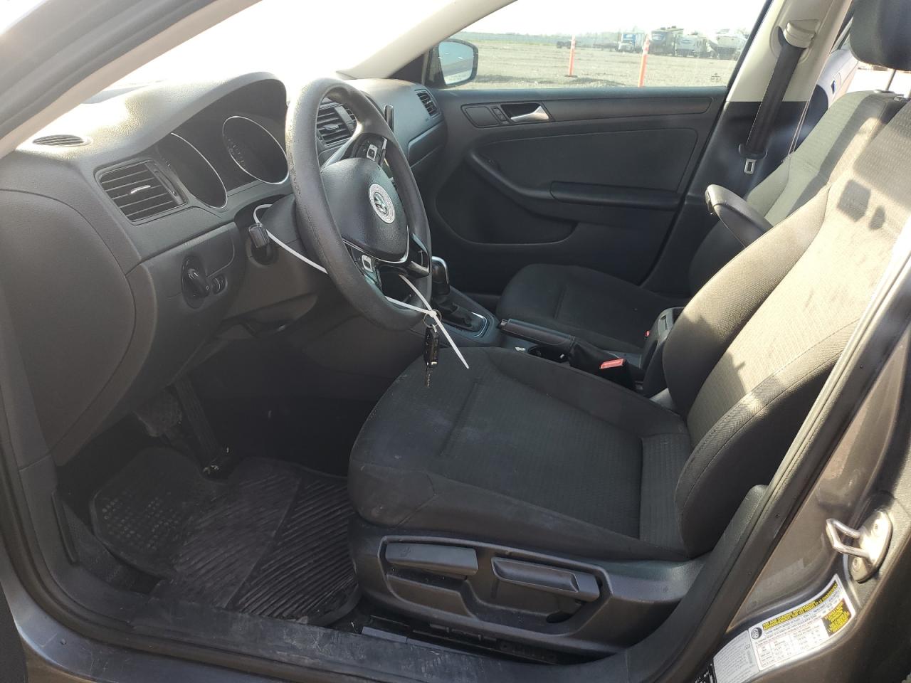 2015 Volkswagen Jetta - Image 7