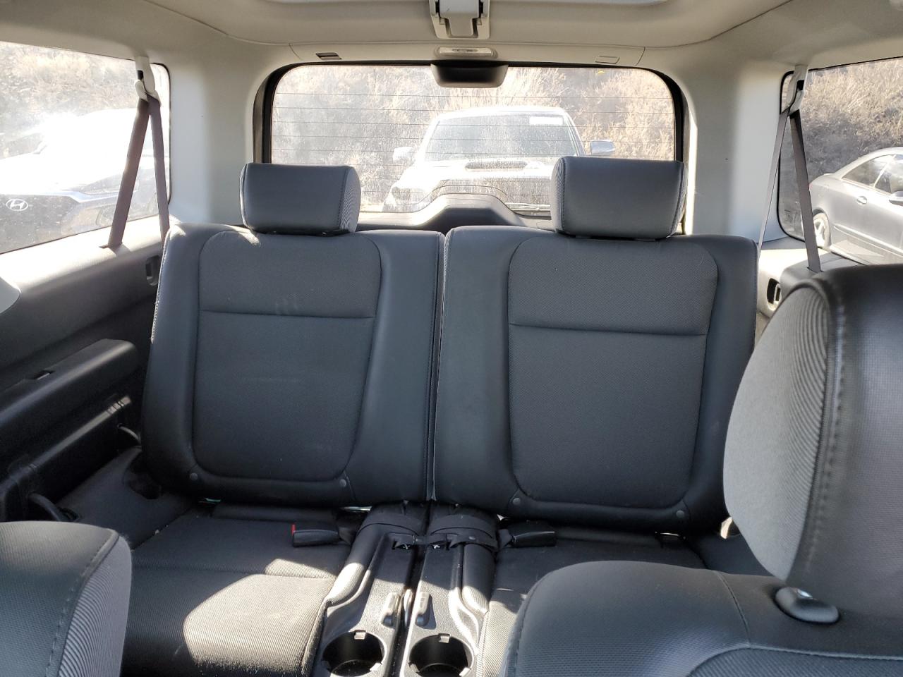 2005 Honda Element - Image 10
