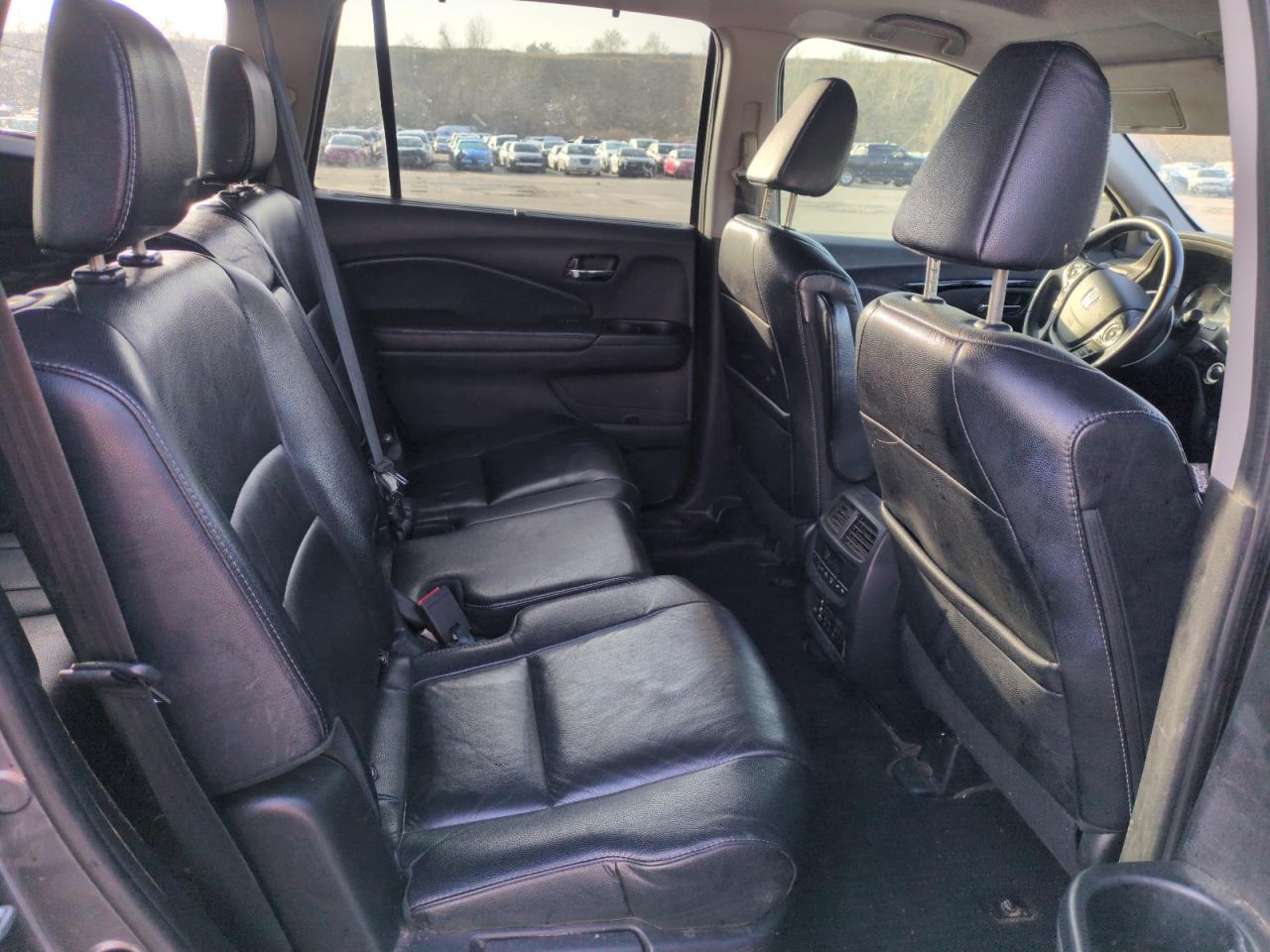5FNYF6H95HB083610 HONDA PILOT 2017