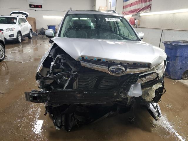  SUBARU FORESTER 2015 Srebrny