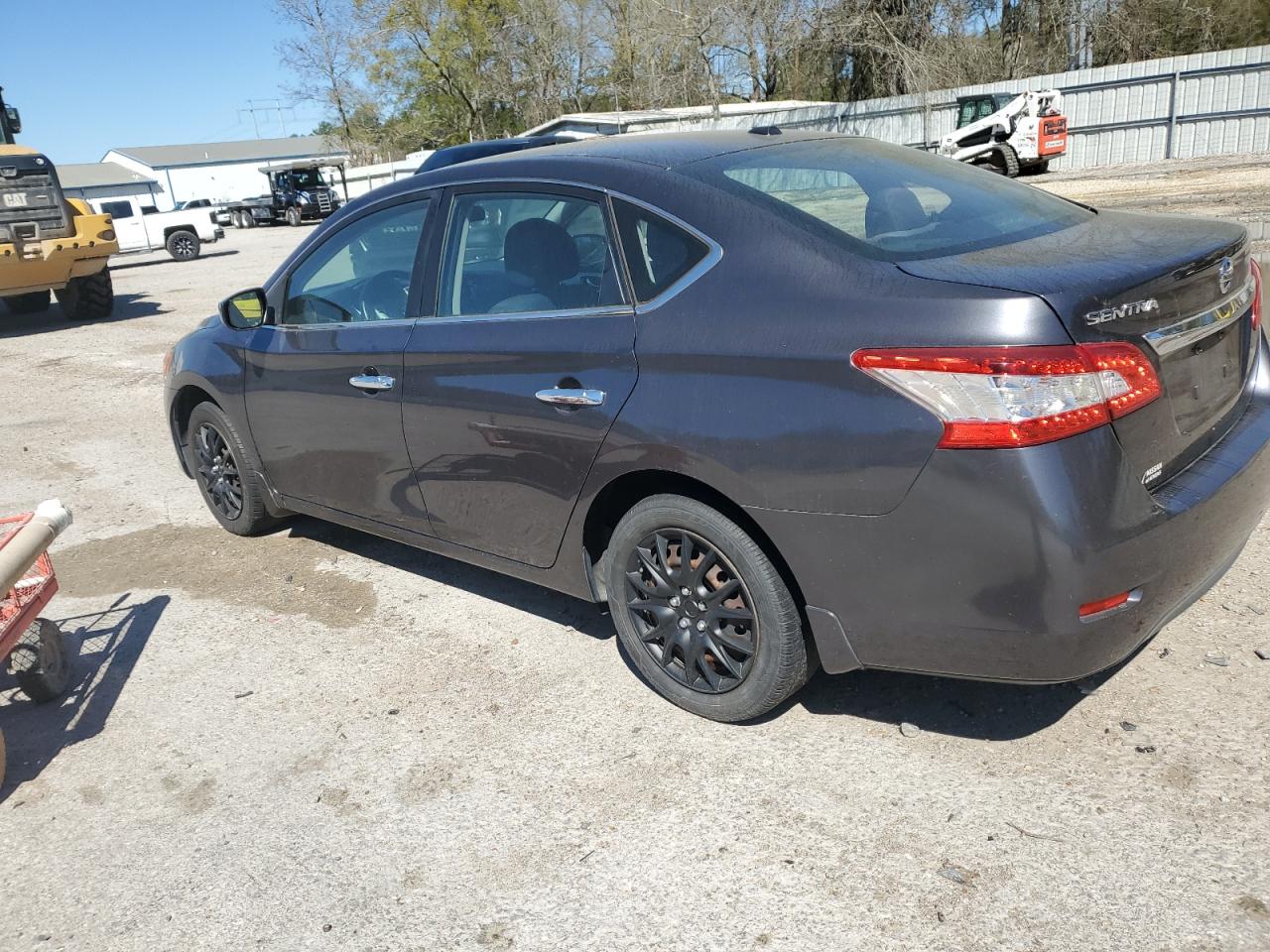 2015 Nissan Sentra - Image 2