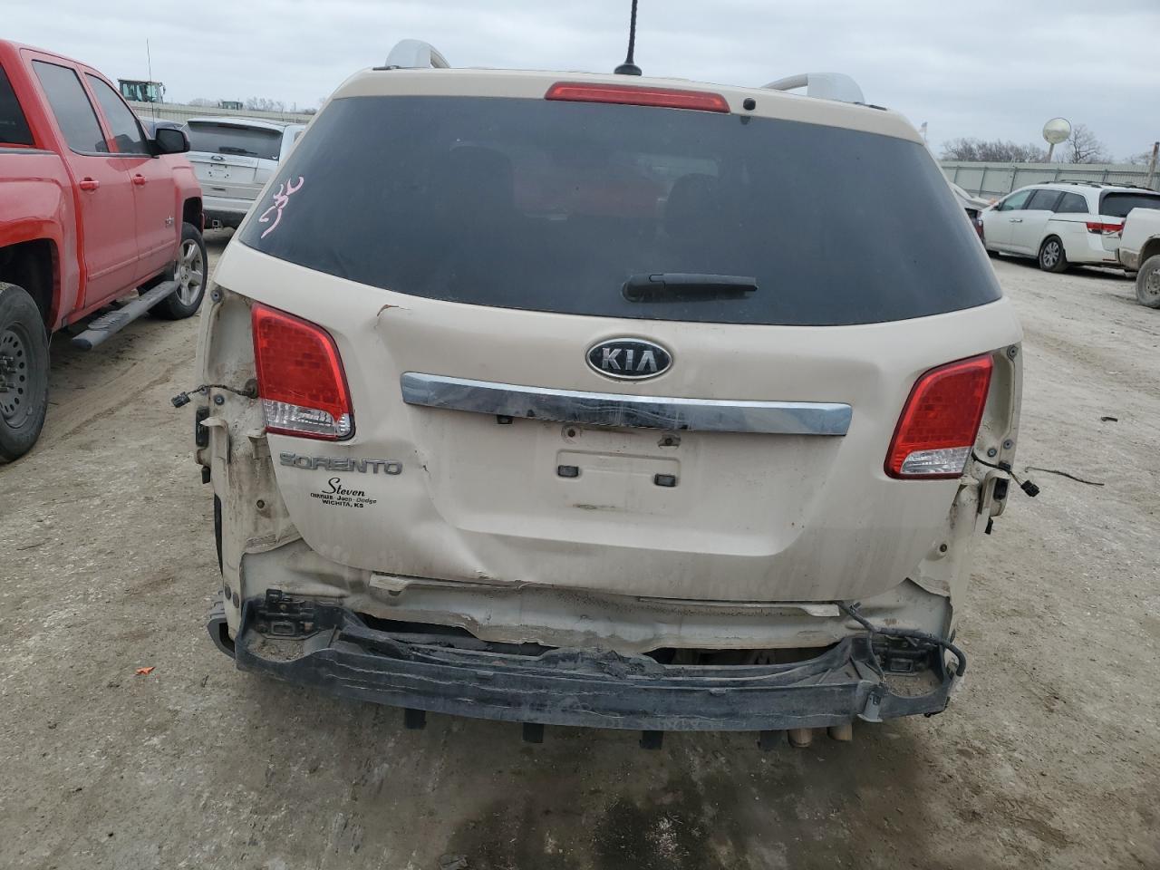 2011 Kia Sorento - Image 6