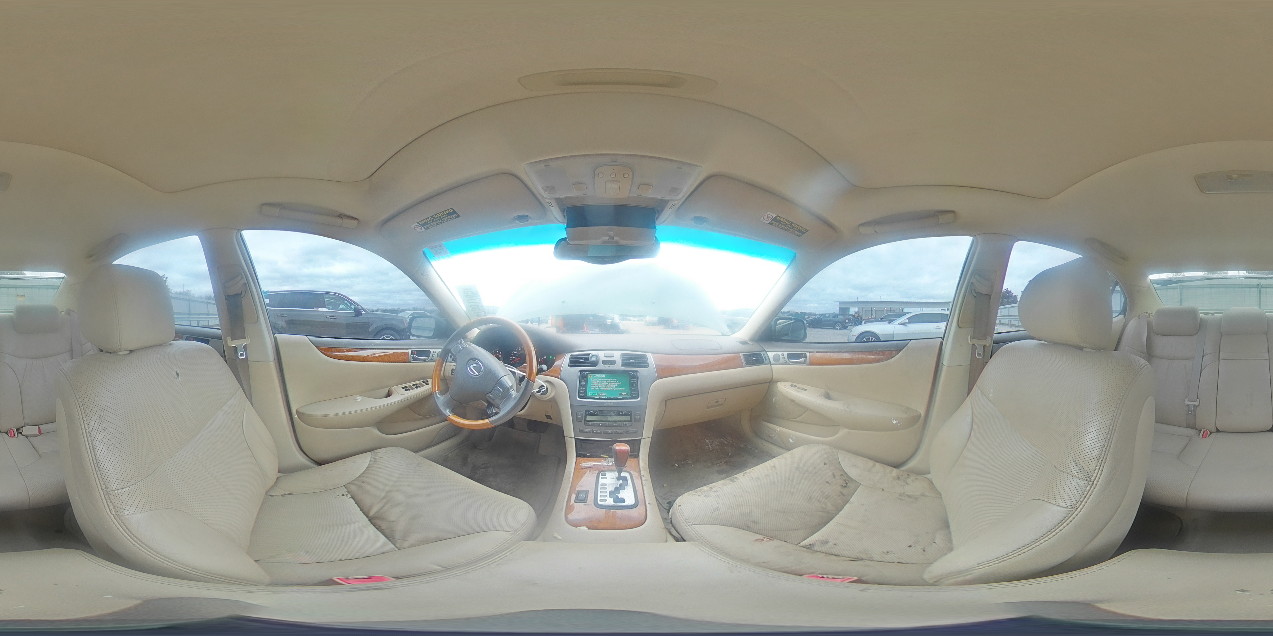 2005 Lexus ES - Image 13