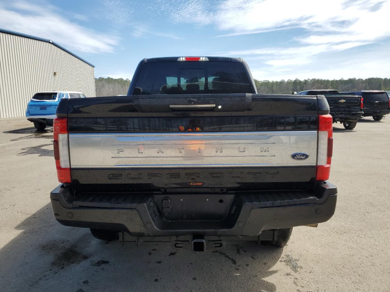 2019 Ford F250 - Image 6