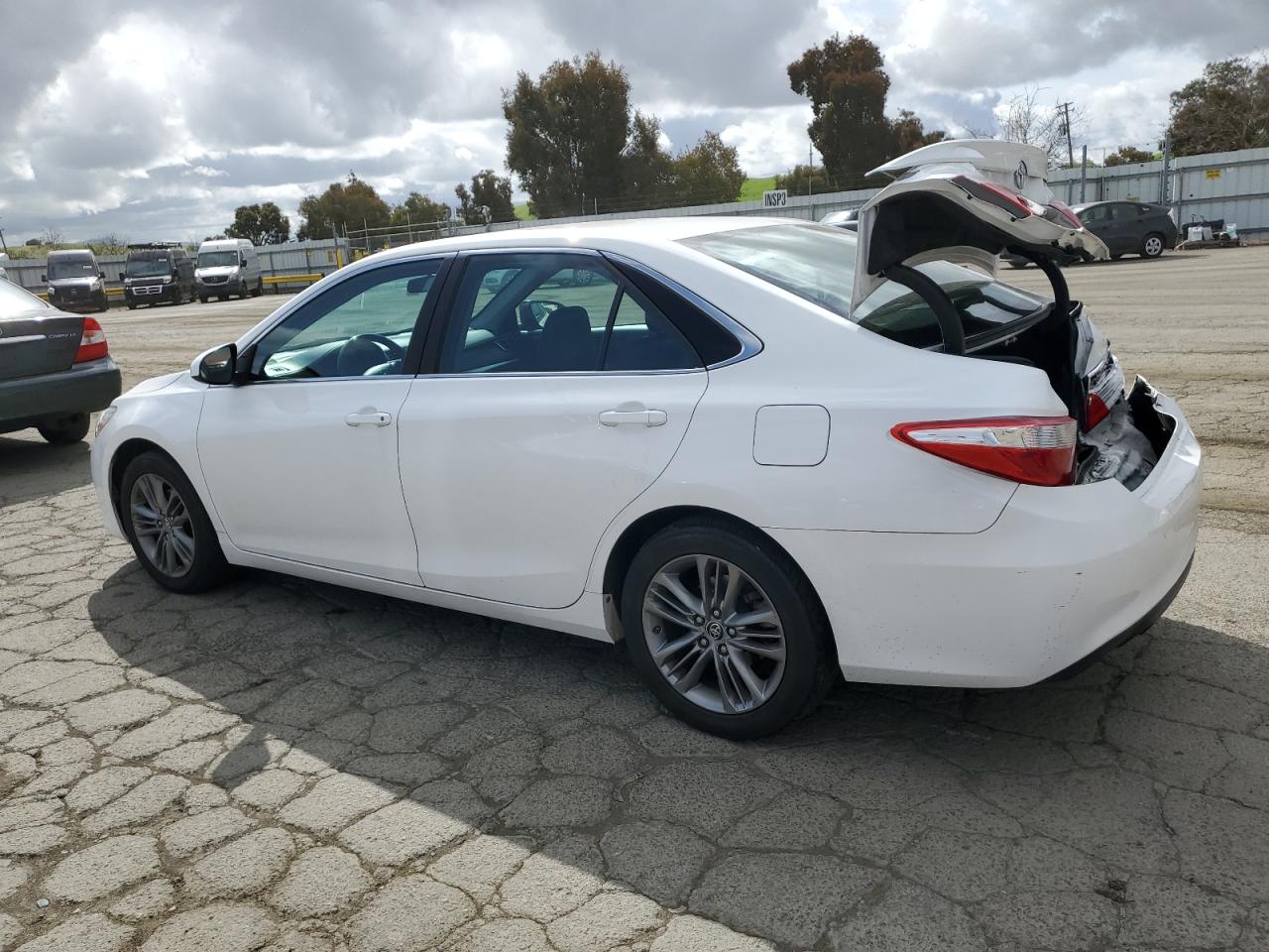 4T1BF1FK2GU184748 TOYOTA CAMRY 2016