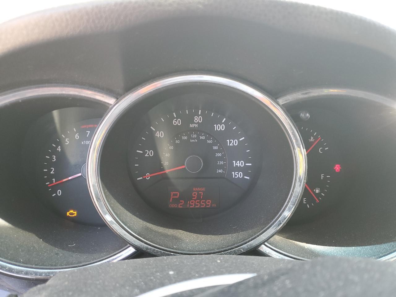 2011 Kia Sorento - Image 9