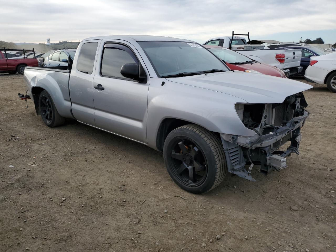 2015 Toyota Tacoma - Image 4