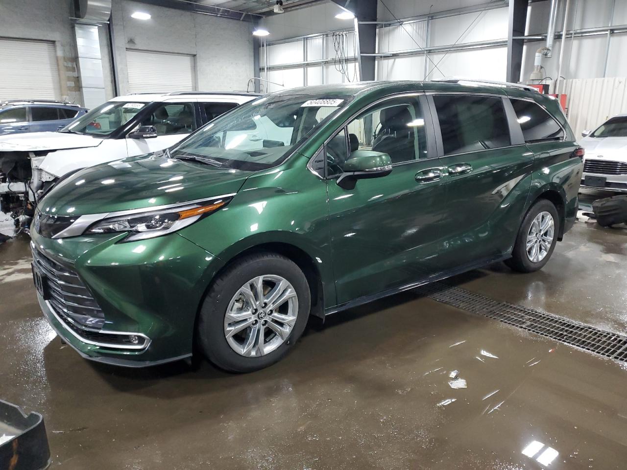 2023 Toyota Sienna Limited იყიდება Ham Lake-ში, MN - Side