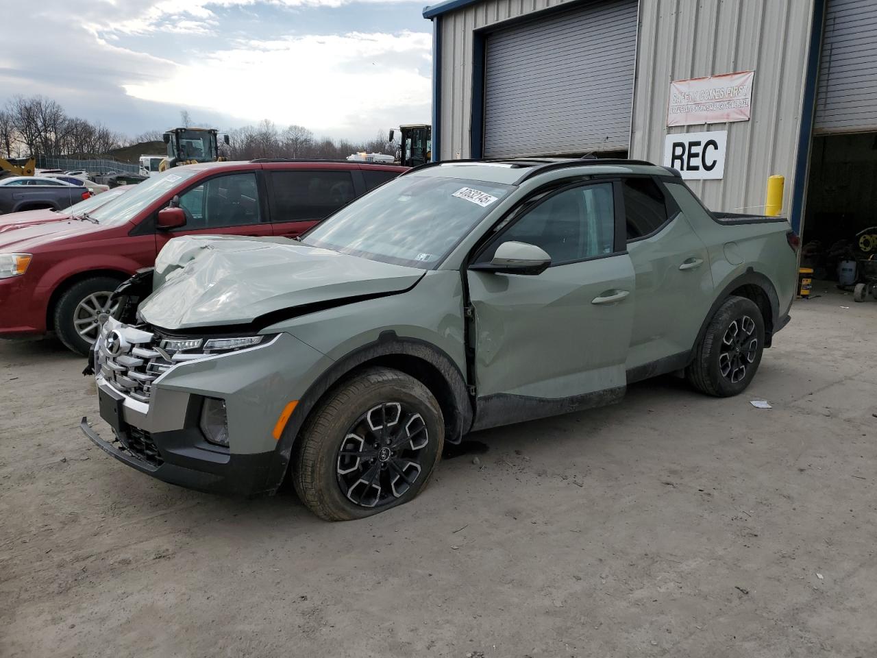 2023 Hyundai Santa Cruz - Image 1