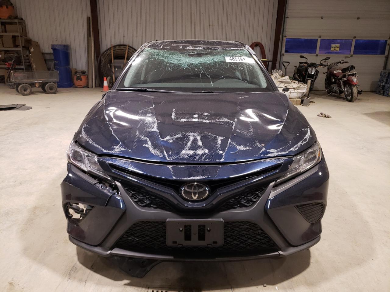 2018 Toyota Camry - Image 5