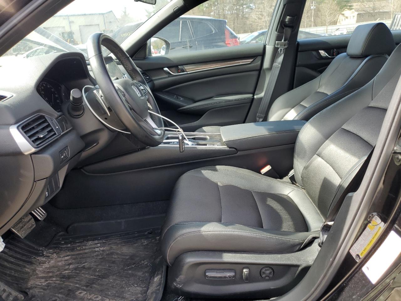 1HGCV2F35NA011929 HONDA ACCORD 2022