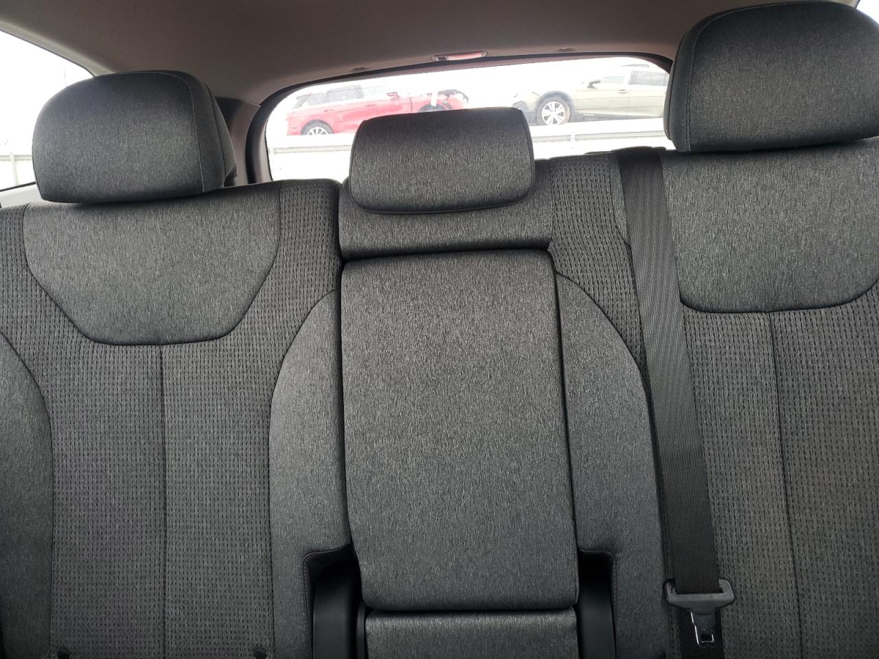 2023 Hyundai Santa Fe - Image 10