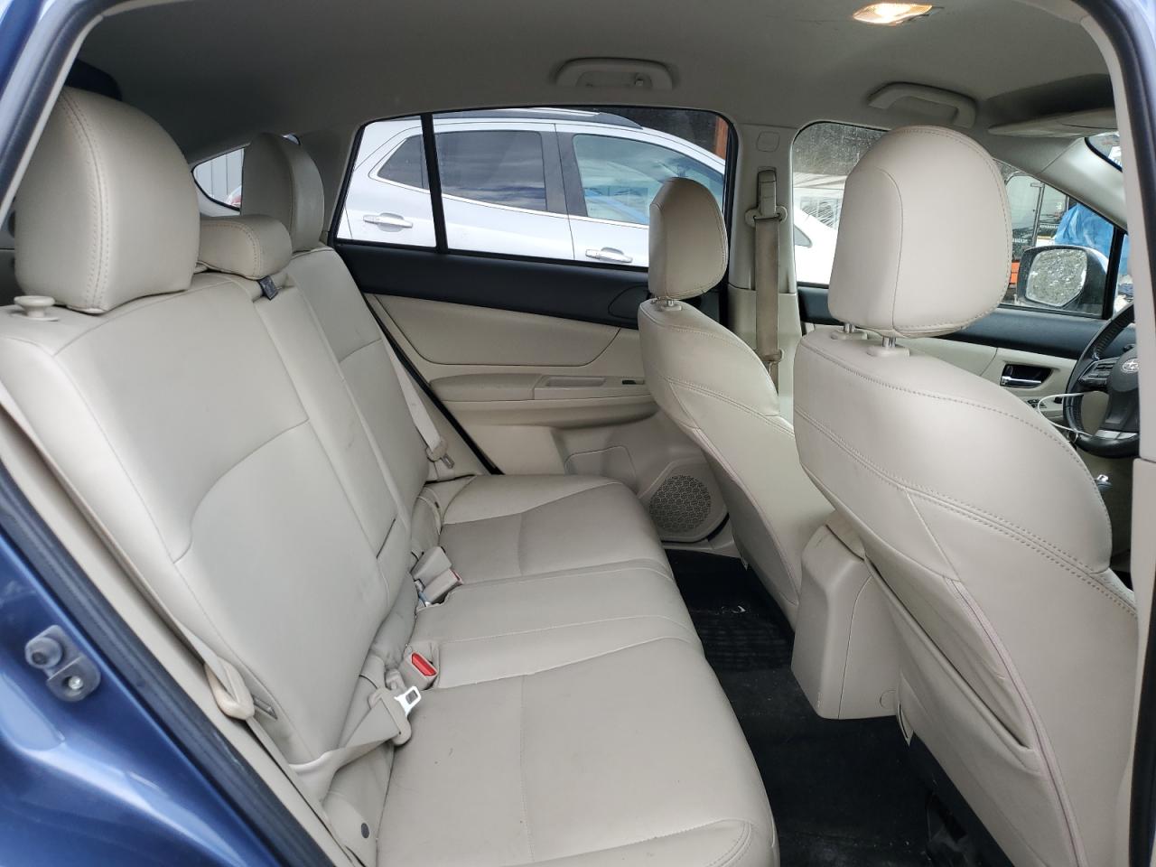 2013 Subaru XV - Image 11
