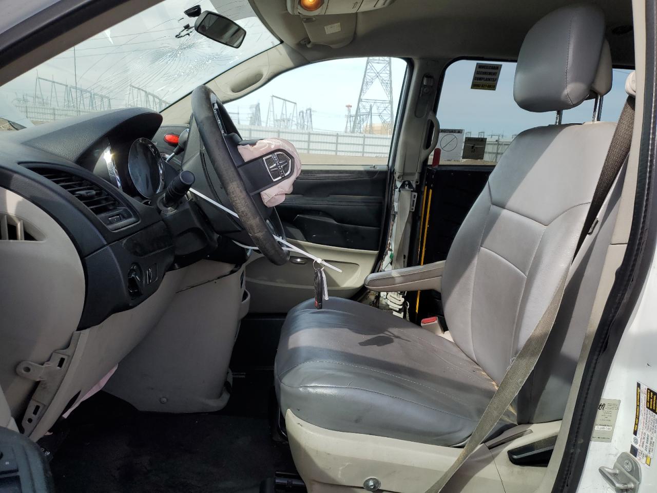 2015 Dodge Caravan - Image 7