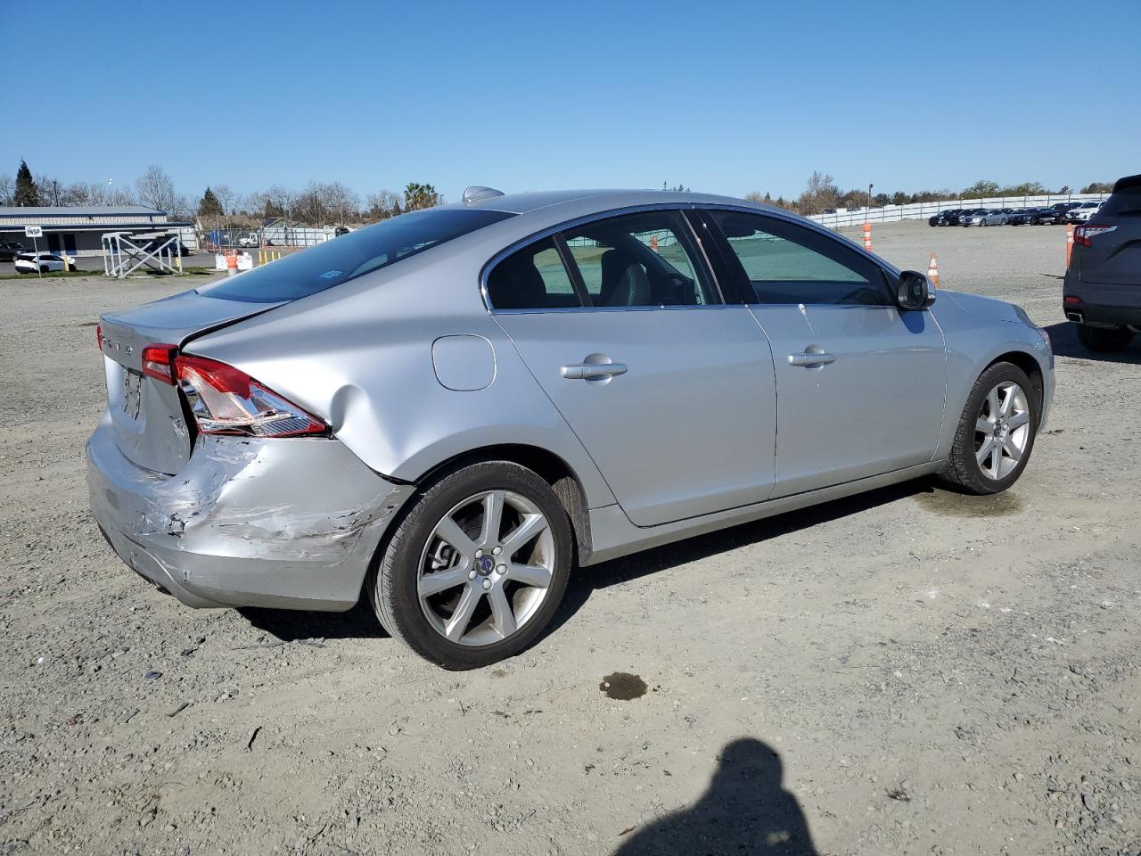 2016 Volvo S60 - Image 3