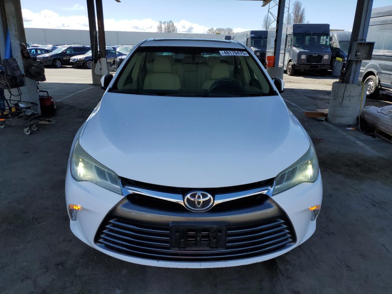 2015 Toyota Camry - Image 5