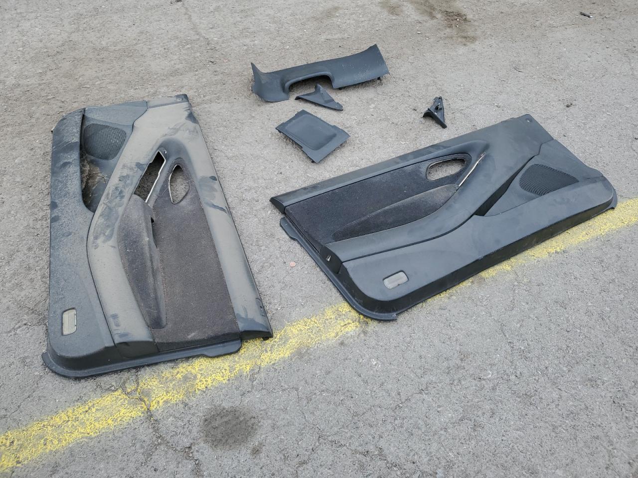 1998 Honda Accord Lx VIN: 1HGCG3143WA004463 Lot: 48935245