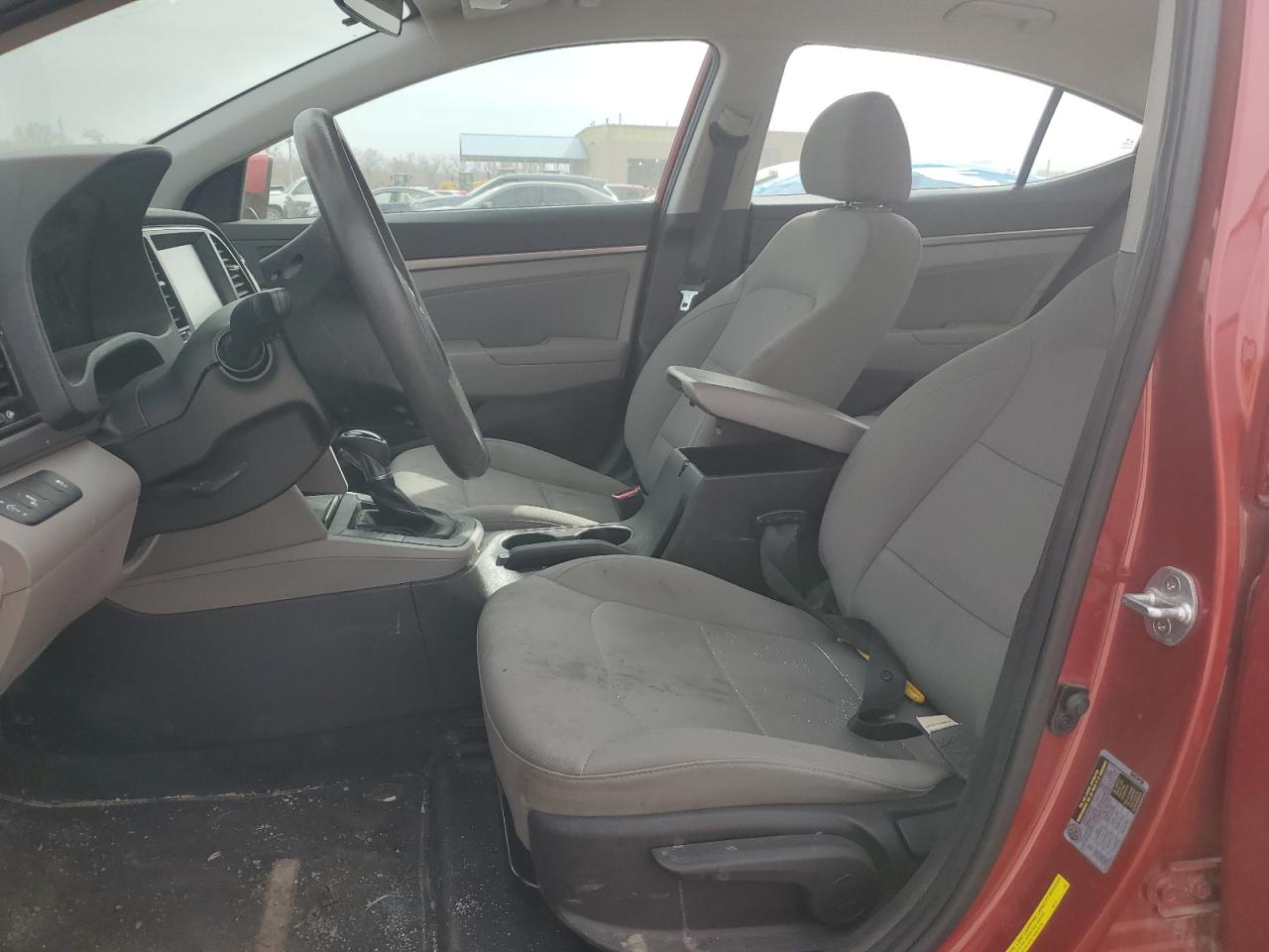 2018 Hyundai Elantra - Image 7