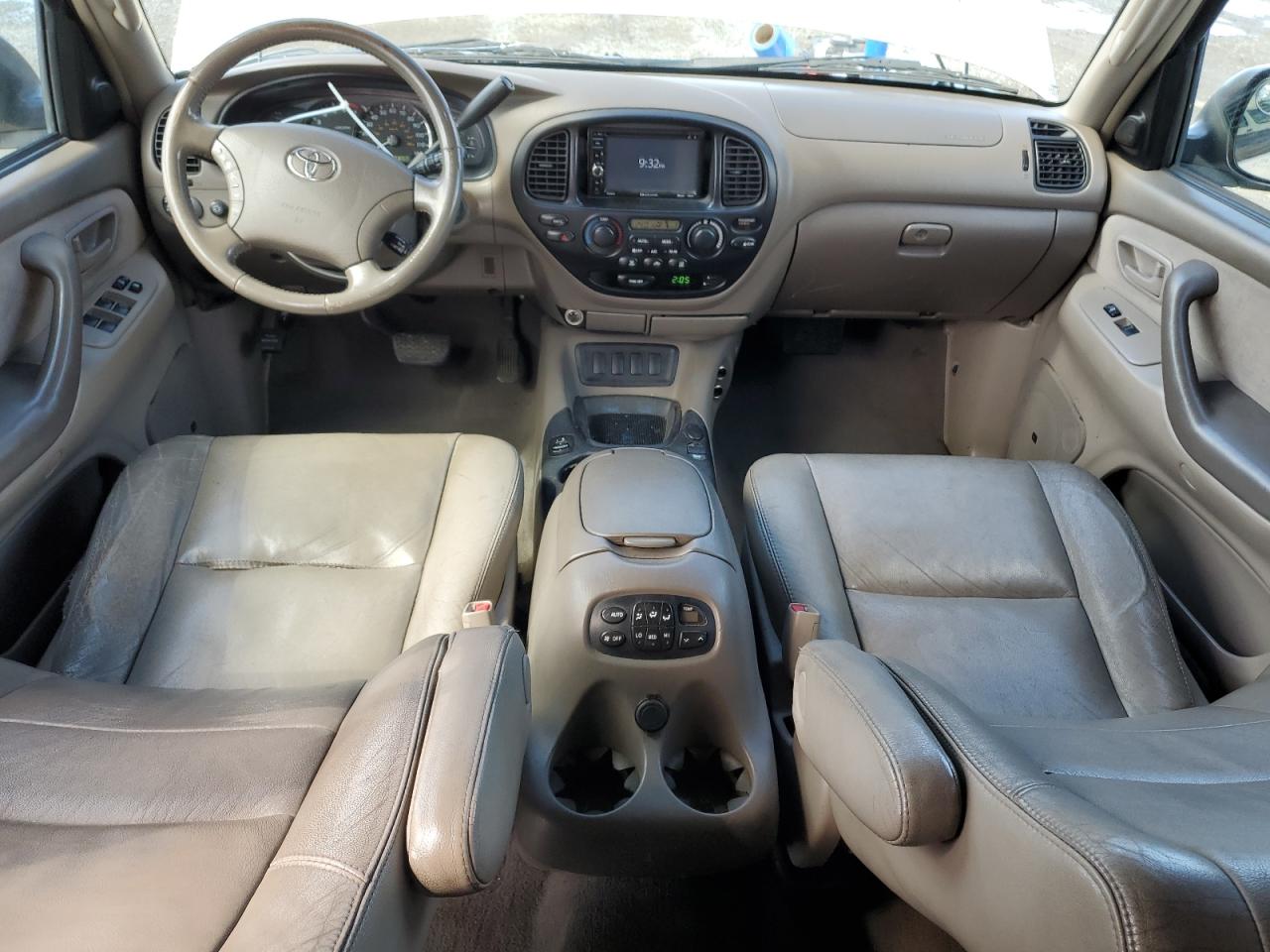 2006 Toyota Sequoia - Image 8